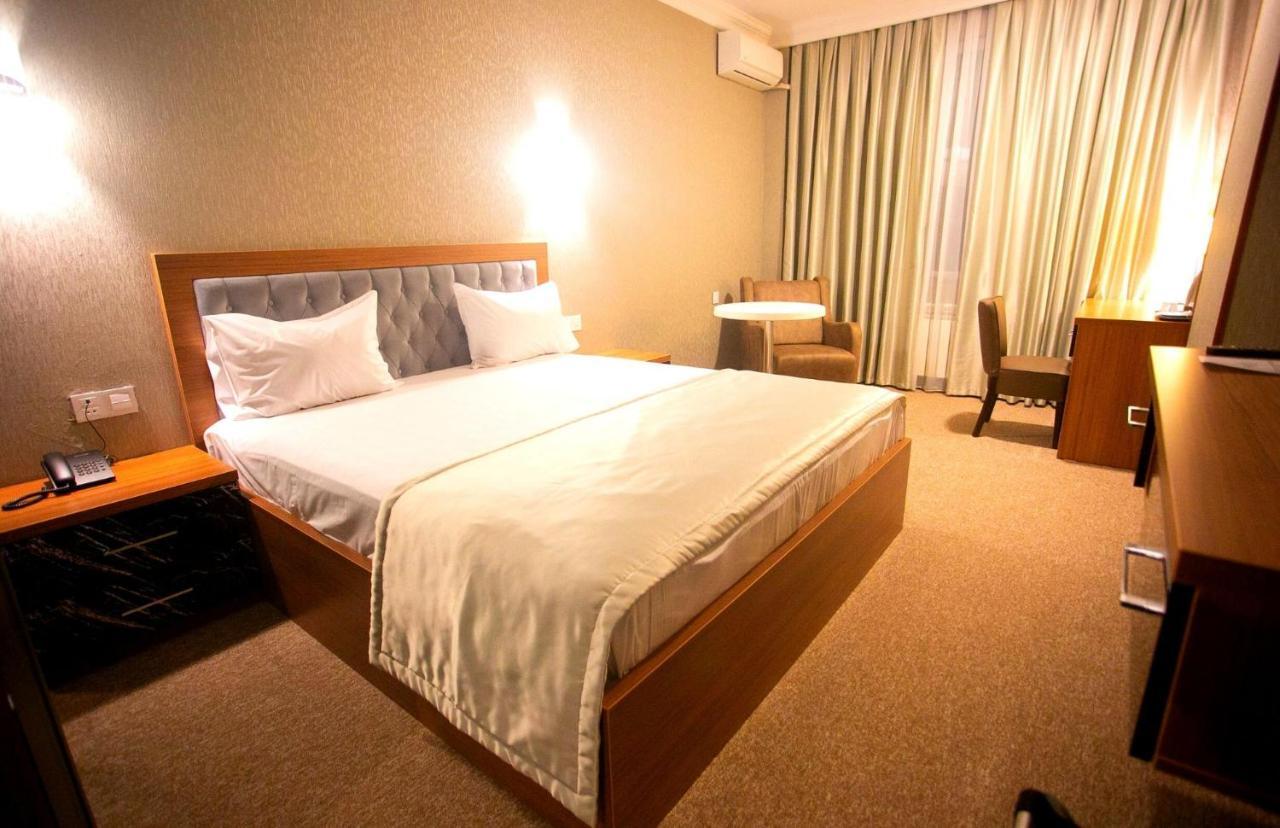 Royal Sapphire Hotel Баку Экстерьер фото