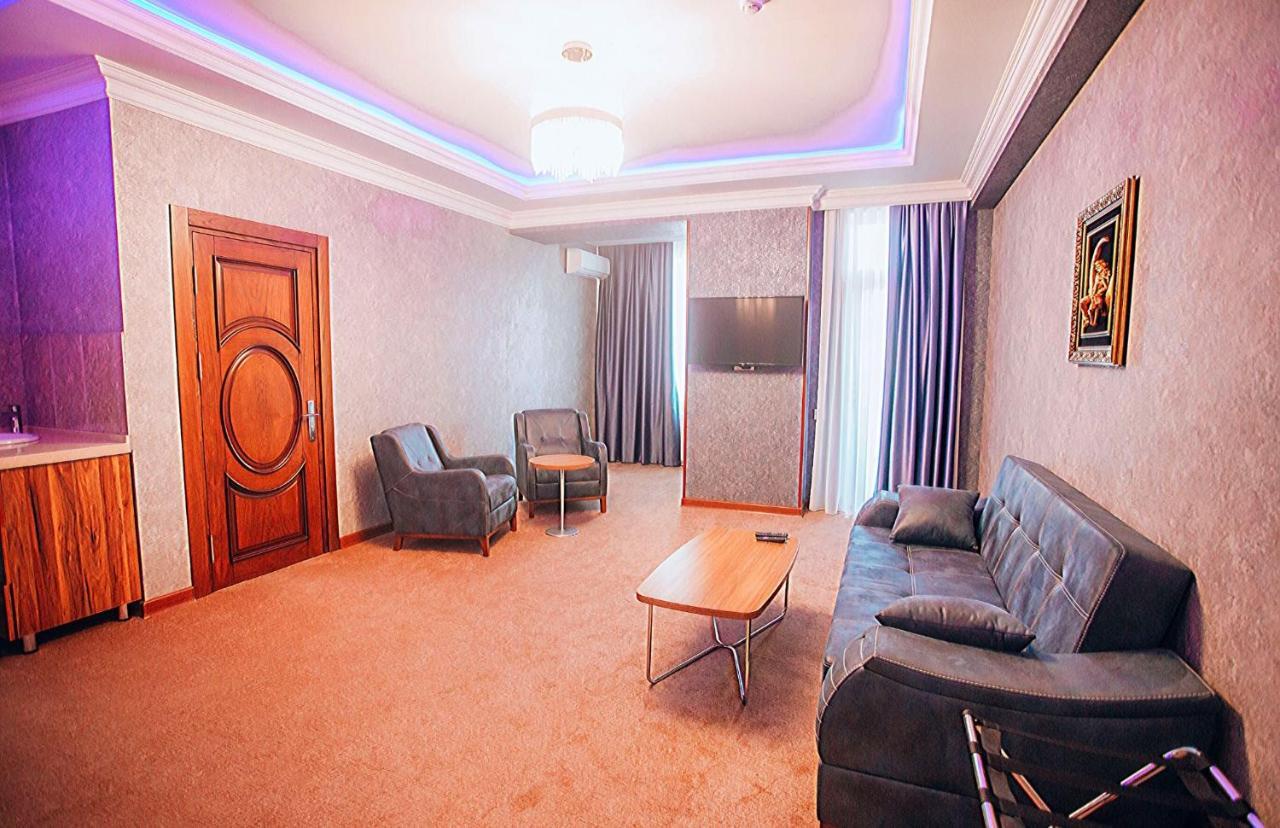 Royal Sapphire Hotel Баку Экстерьер фото